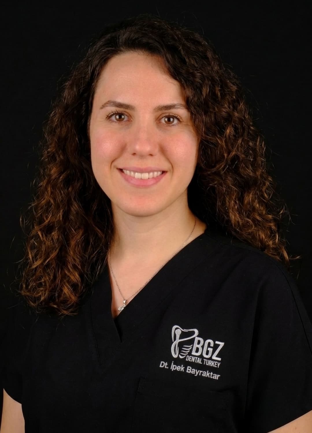 Specialist Dr. İpek Bayraktar